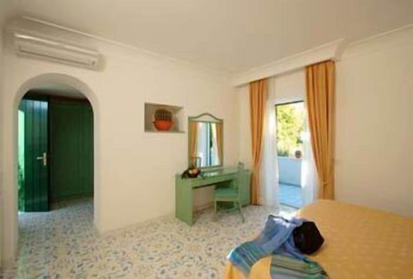 Park Hotel Terme Mediterraneo Forio  Luaran gambar